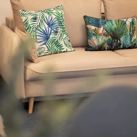 Spacious In The Center By Rent Like Apartment *