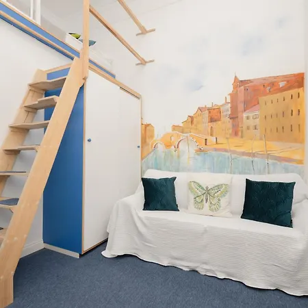 Apartment Spacious In The Center By Rent Like *