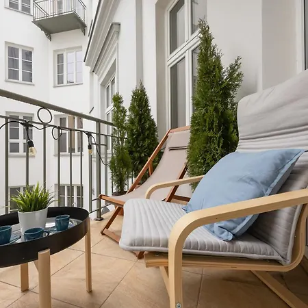 Spacious In The Center By Renters Varsovia