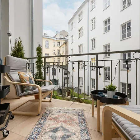 Spacious In The Center By Rent Like Apartment *
