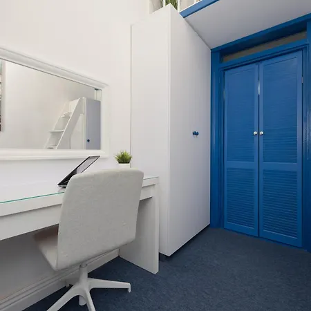 Apartamento Spacious In The Center By Renters